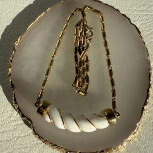 Monet Chain Necklace White Lucite Pendant Wire Wrapped 16"